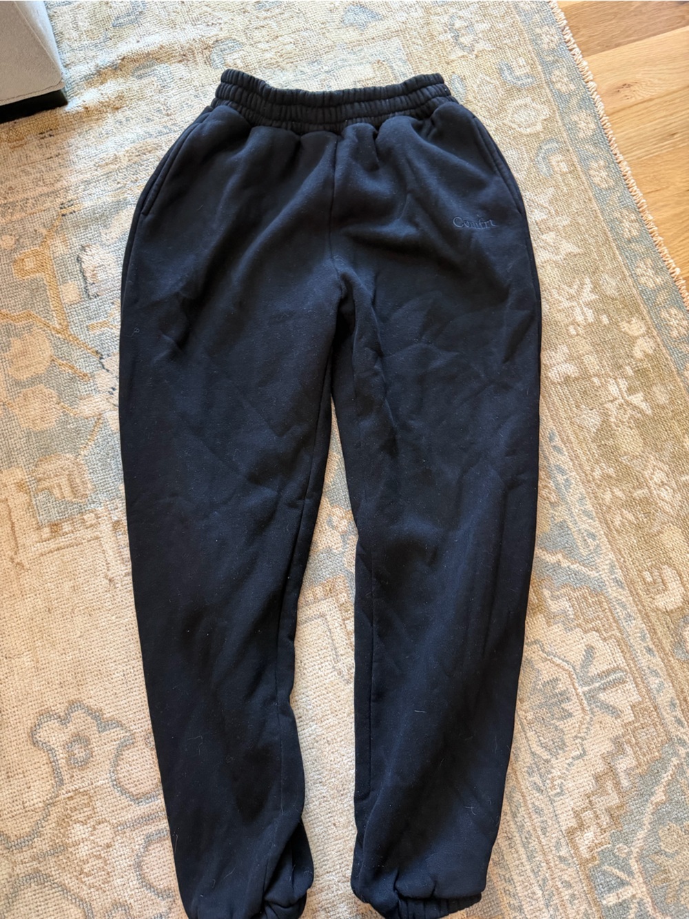 Comfrt black sweatpants